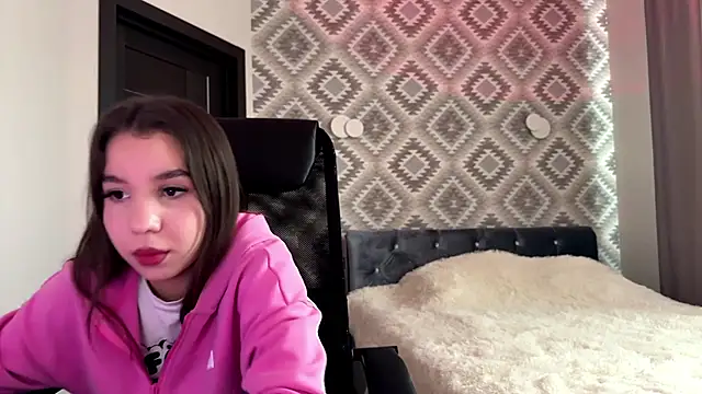 tiffanyrap online show from January 7, 7:33 am