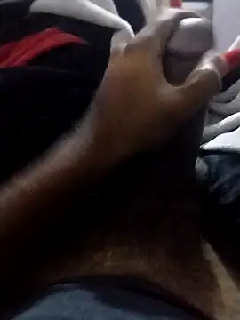 Snapshot of 8inchhere chatting on May 19, 8:26 pm 8inchhere online show from May 19, 8:26 pm