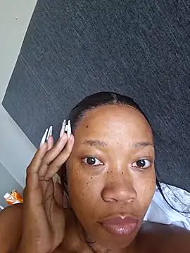 wey612 online show from February 24, 11:52 am