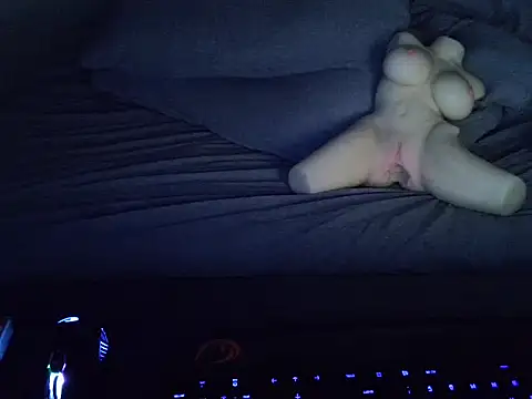 byjigolo1 online show from January 5, 6:33 pm