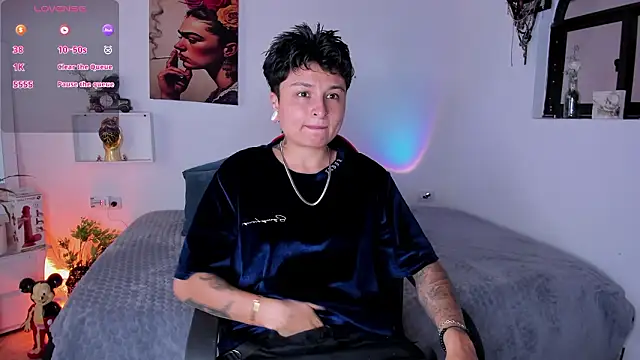 Zury Ramirez online show from February 23, 10:07 pm