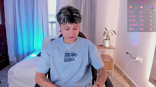 Zury Ramirez online show from March 22, 10:35 pm