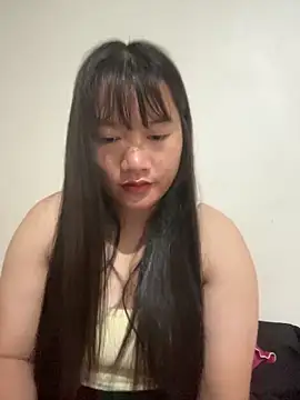 Snapshot of Suni-ii chatting on April 26, 12:30 am Suni-ii online show from April 26, 12:30 am