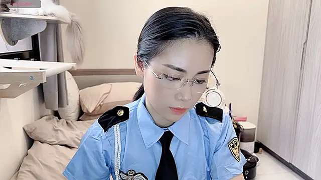 BabyOneDaily online show from March 26, 3:01 am