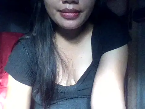 Snapshot of sweetprinces08 chatting on February 8, 12:03 am sweetprinces08 online show from February 8, 12:03 am