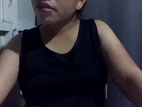 sweetprinces08 online show from March 27, 11:43 am