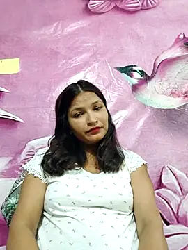 Snapshot of Priyaa_1433 chatting on July 8, 1:15 pm Priyaa 1433 online show from July 8, 1:15 pm