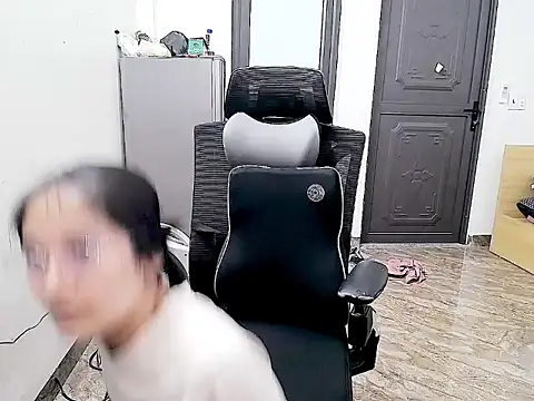 Shulee- online show from February 22, 7:19 am