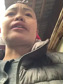 Snapshot of hinicky-0 chatting on January 14, 3:23 am hinicky-0 online show from January 14, 3:23 am