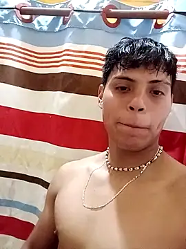 Snapshot of BrandonMendez6 chatting on March 21, 9:40 pm BrandonMendez6 online show from March 21, 9:40 pm