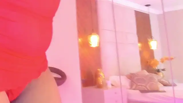 Snapshot of EroticAlana1 chatting on February 17, 1:02 am EroticAlana1 online show from February 17, 1:02 am