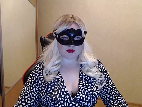 Snapshot of Sabrina_Weaver chatting on January 13, 2:11 pm Sabrina Weaver online show from January 13, 2:11 pm