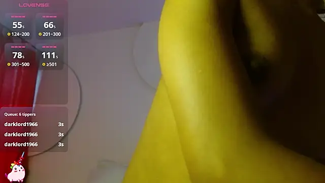 Snapshot of Leslie21_ chatting on January 16, 1:15 pm Leslie21 online show from January 16, 1:15 pm