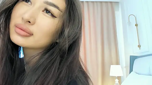 Snapshot of SayokoMia_S chatting on June 21, 9:23 am SayokoMia S online show from June 21, 9:23 am