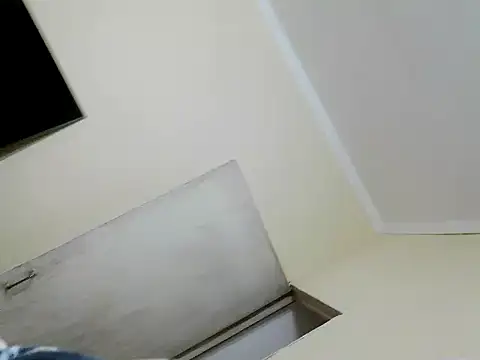 Snapshot of ArtAni69 chatting on March 19, 5:17 pm ArtAni69 online show from March 19, 5:17 pm