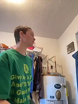 Snapshot of SugarNCinnamon chatting on February 23, 9:34 pm SugarNCinnamon online show from February 23, 9:34 pm