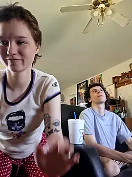 SugarNCinnamon online show from May 4, 7:21 pm