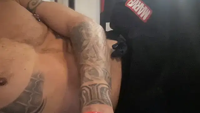 Snapshot of JSYMON chatting on February 8, 3:59 pm JSYMON online show from February 8, 3:59 pm