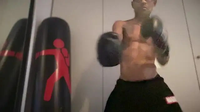 Snapshot of JSYMON chatting on February 11, 3:17 pm JSYMON online show from February 11, 3:17 pm