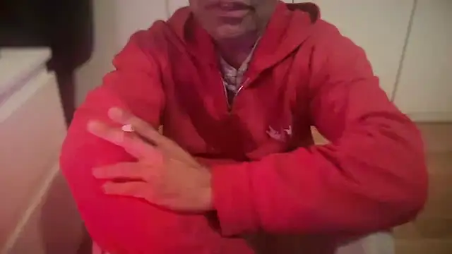 Snapshot of JSYMON chatting on February 15, 8:27 pm JSYMON online show from February 15, 8:27 pm