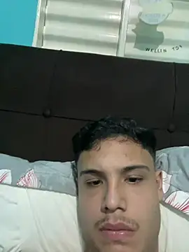 Wellington00  online show from February 27, 12:43 am