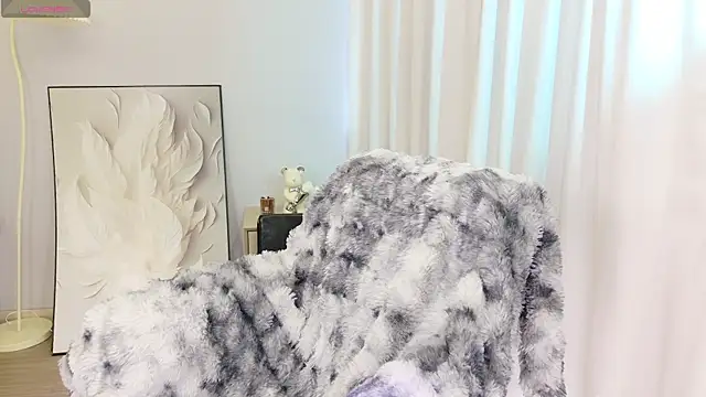 Miaomiao Baby520 online show from April 18, 8:07 am