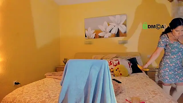 juliiaroberts online show from March 16, 3:12 am