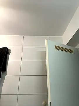 Snapshot of youngpablo4 chatting on January 9, 1:25 pm youngpablo4 online show from January 9, 1:25 pm