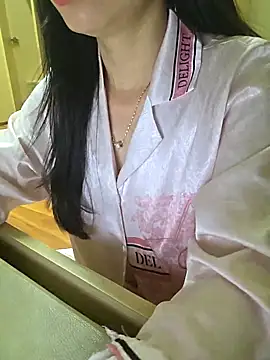 moon baby99 online show from February 12, 8:09 am