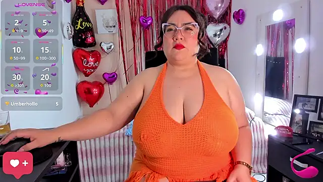 Snapshot of KarlaLannee chatting on February 13, 4:08 am KarlaLannee online show from February 13, 4:08 am