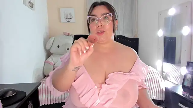 KarlaLannee online show from April 28, 2:49 am