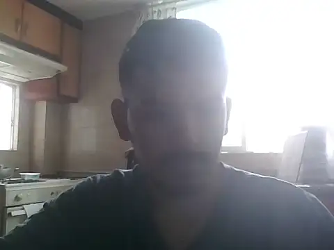 Snapshot of Mateotubbe chatting on July 4, 3:40 pm Mateotubbe online show from July 4, 3:40 pm