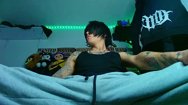 Snapshot of Anhony_Muscle chatting on June 17, 2:14 am Anhony Muscle online show from June 17, 2:14 am