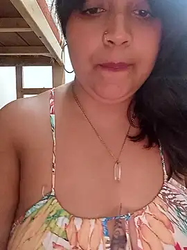 dulce marrr online show from January 13, 10:15 pm