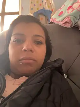 cinthia2011 online show from January 14, 5:51 pm