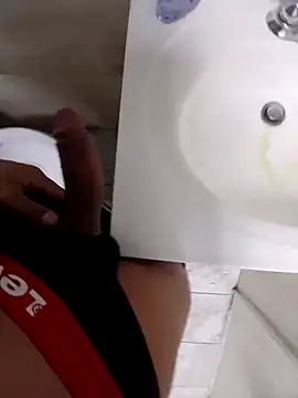 maykell95 online show from March 26, 12:06 am