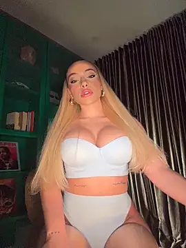 Ginevrafedez online show from March 4, 4:29 am