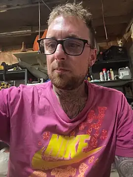 WIDBIGWHITECOCK online show from May 23, 3:12 am