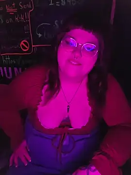 LunaLuxxx666 online show from January 9, 7:55 am