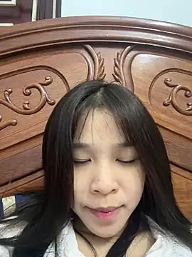 Lyli-122 online show from April 24, 9:56 am