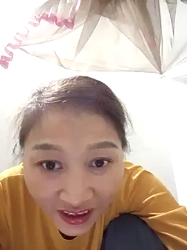 yumyum112 online show from January 11, 12:48 am