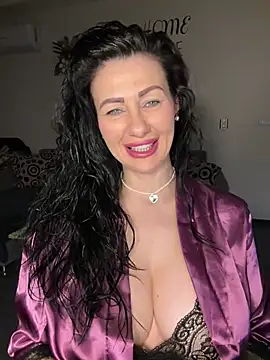 IRISWHITE17 online show from February 16, 5:58 am