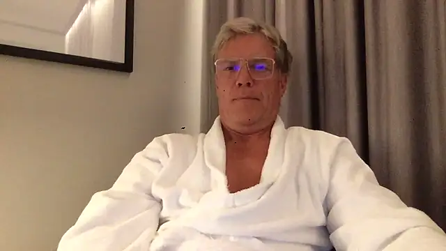 abibull online show from July 1, 9:58 pm