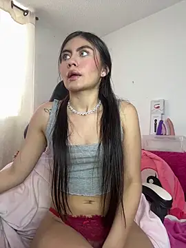 Snapshot of Stormi_th chatting on February 5, 9:52 pm Stormi th online show from February 5, 9:52 pm