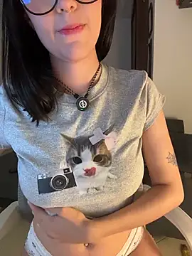 HinaSweet online show from March 19, 12:25 am