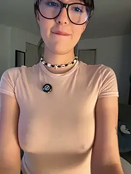 HinaSweet online show from March 29, 1:27 am