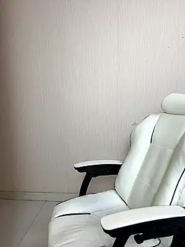 yenai xx online show from January 7, 2:41 pm