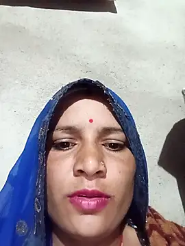 Hot hiuj online show from January 9, 7:37 pm