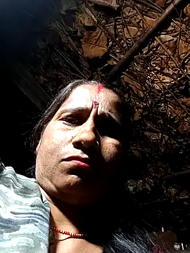 Hot bhi38 online show from May 8, 8:47 pm
