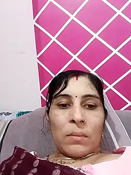 Snapshot of Hot_ree85 chatting on March 1, 7:21 am Hot ree85 online show from March 1, 7:21 am